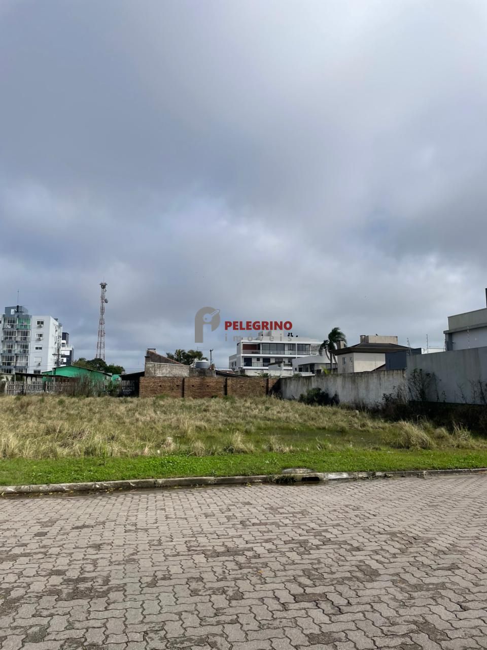Pelegrino Imóveis vende terreno no centro de Tapes