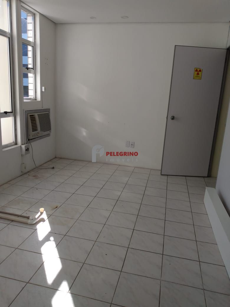 Pelegrino imóveis aluga sala comercial no centro de tapes