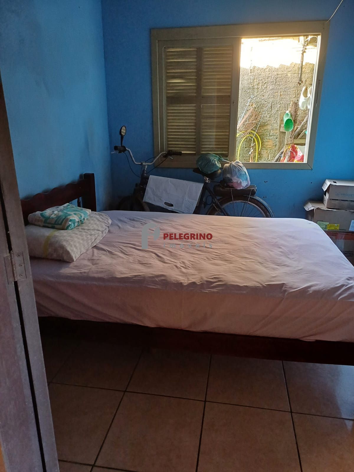 Pelegrino imóveis vende casa na esquina de tapes