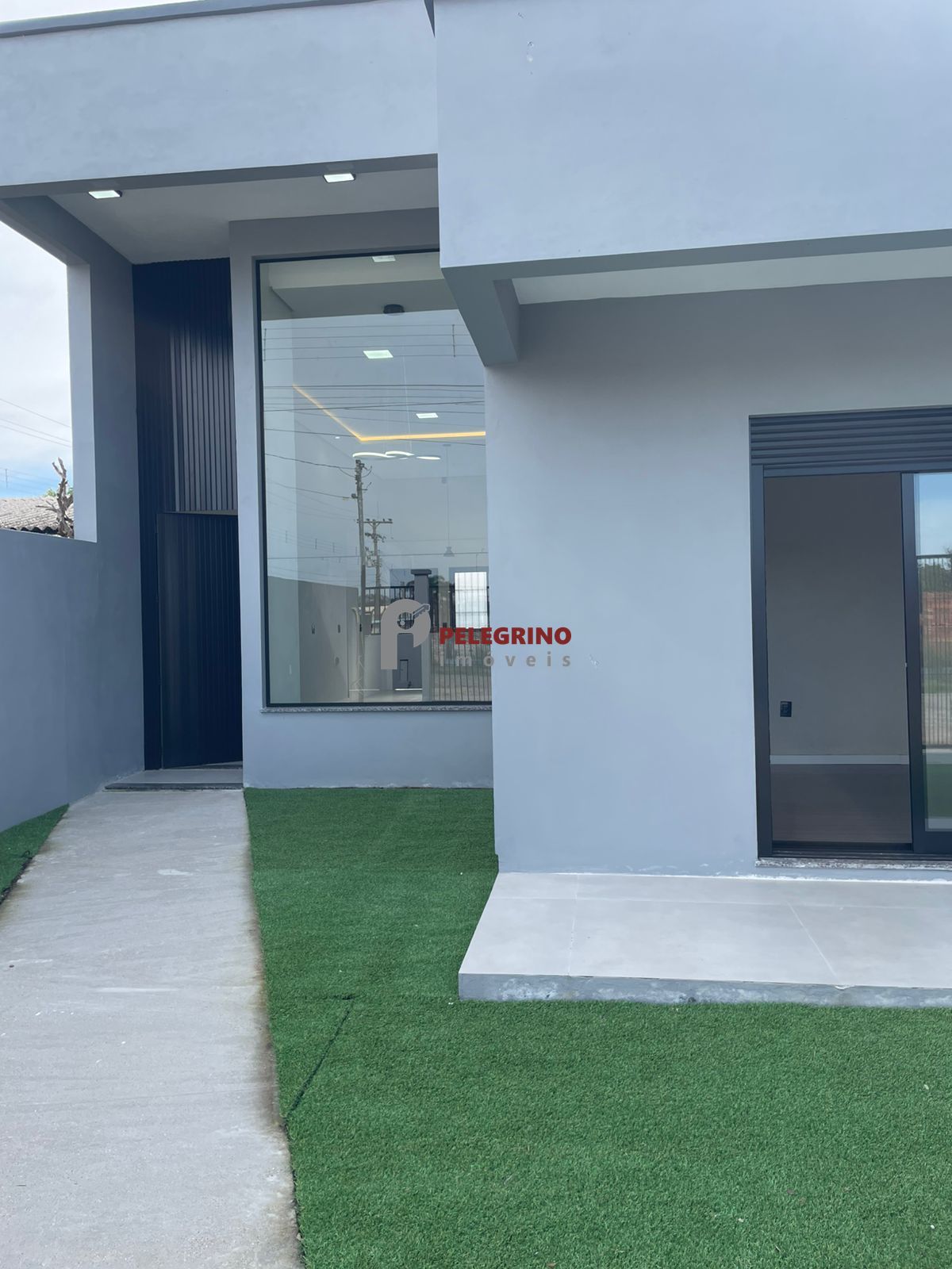 Pelegrino imóveis aluga casa no centro de tapes