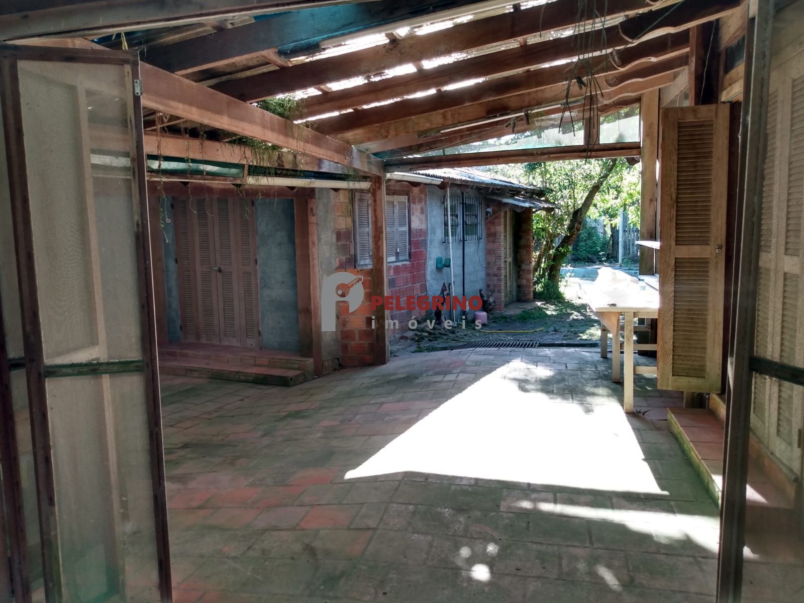 Pelegrino Imóveis vende casa no Balneário Rebello