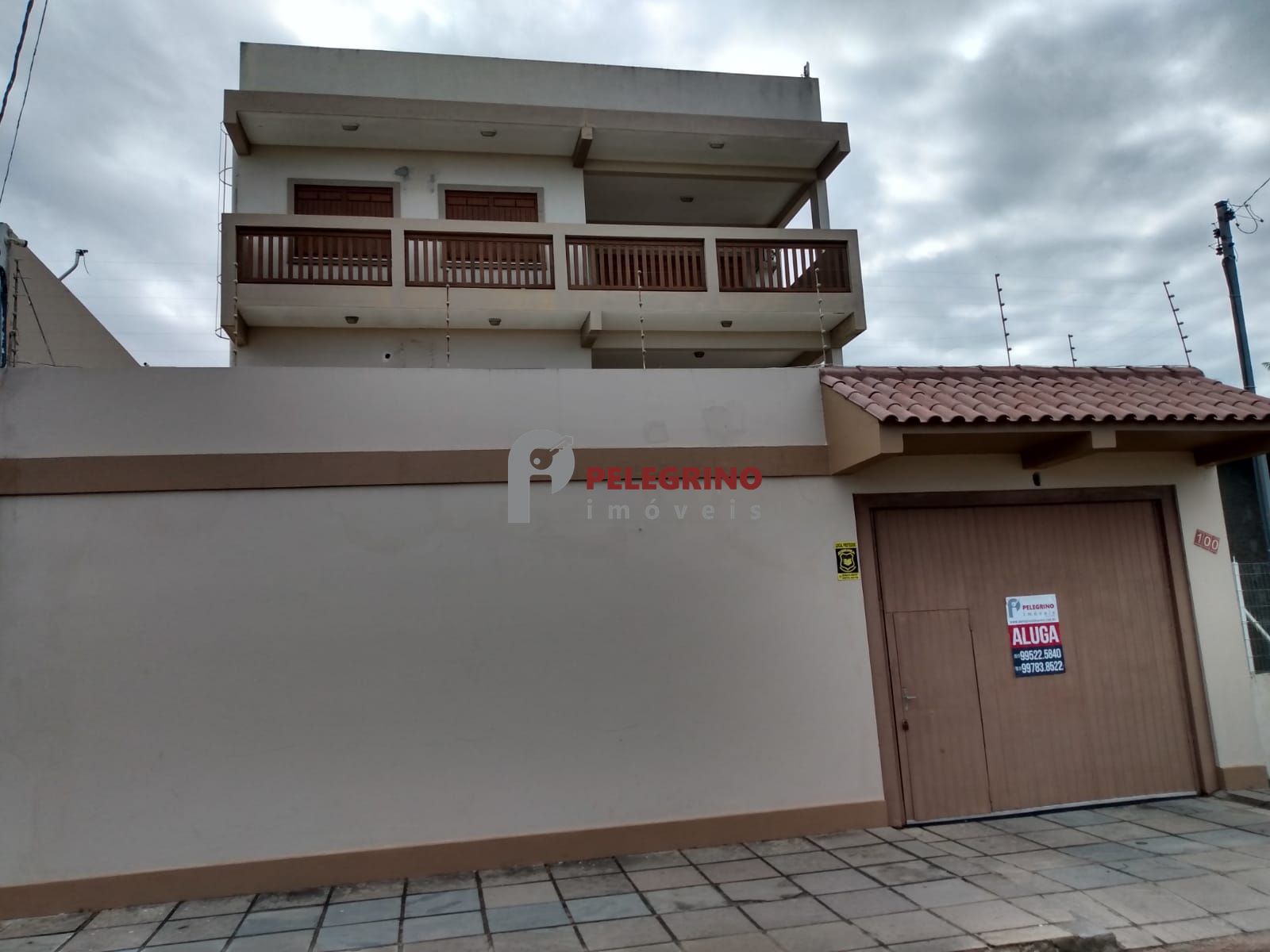 Pelegrino imóveis aluga apartamento no centro de tapes