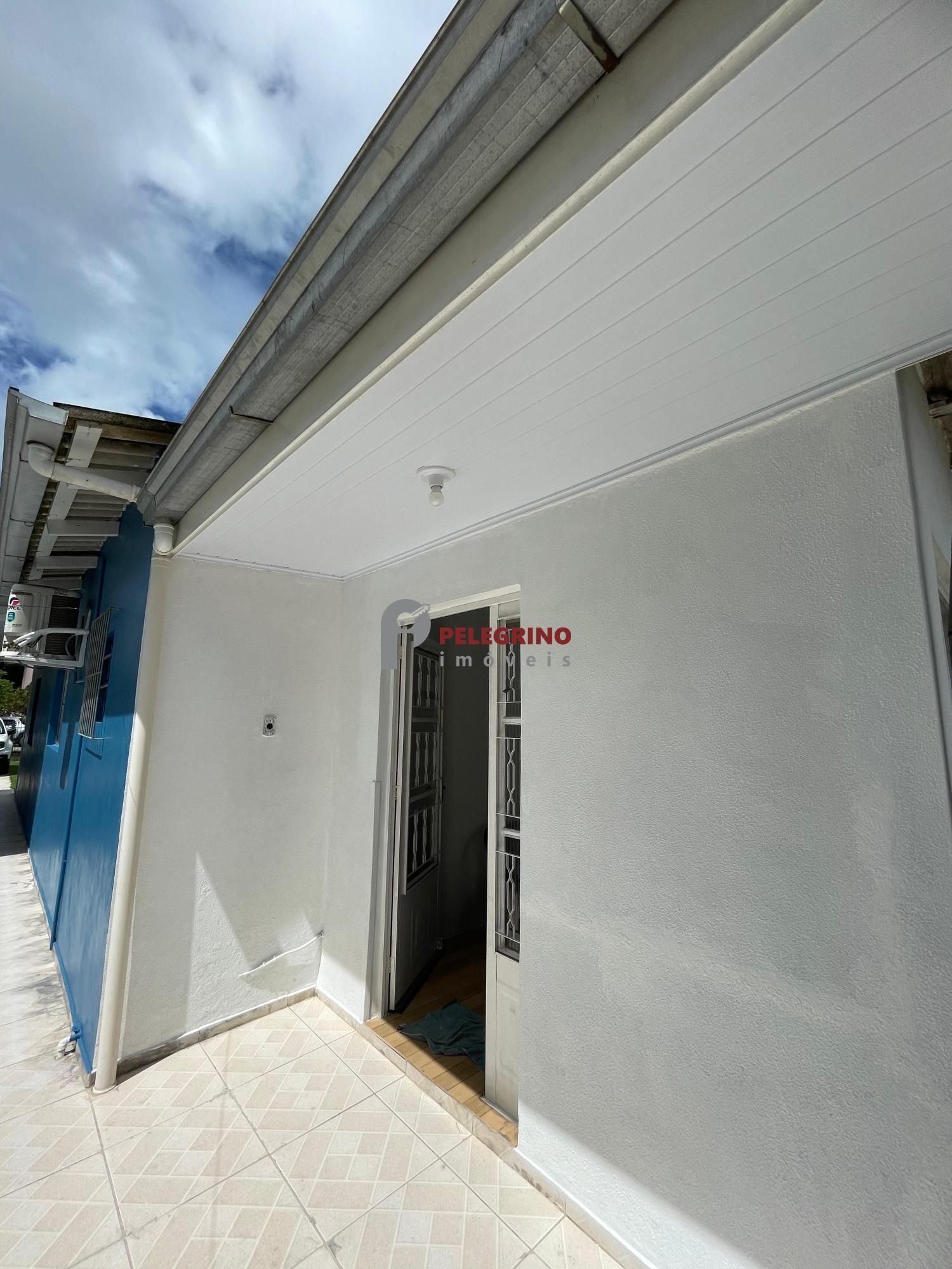 Pelegrino Imoveis vende casa no centro de Tapes