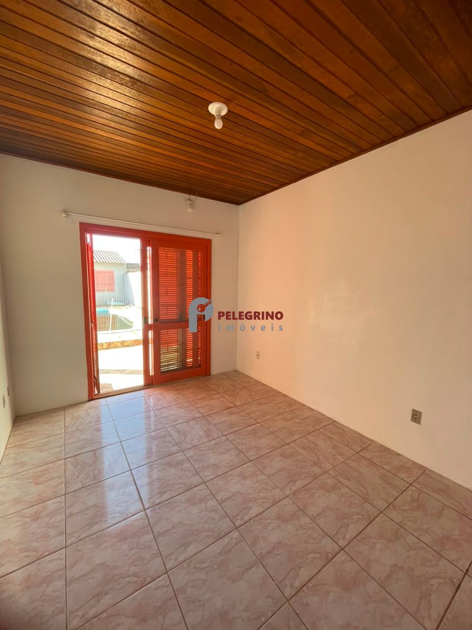 Pelegrino Imóveis vende casa no Balneário Rebello em Tapes