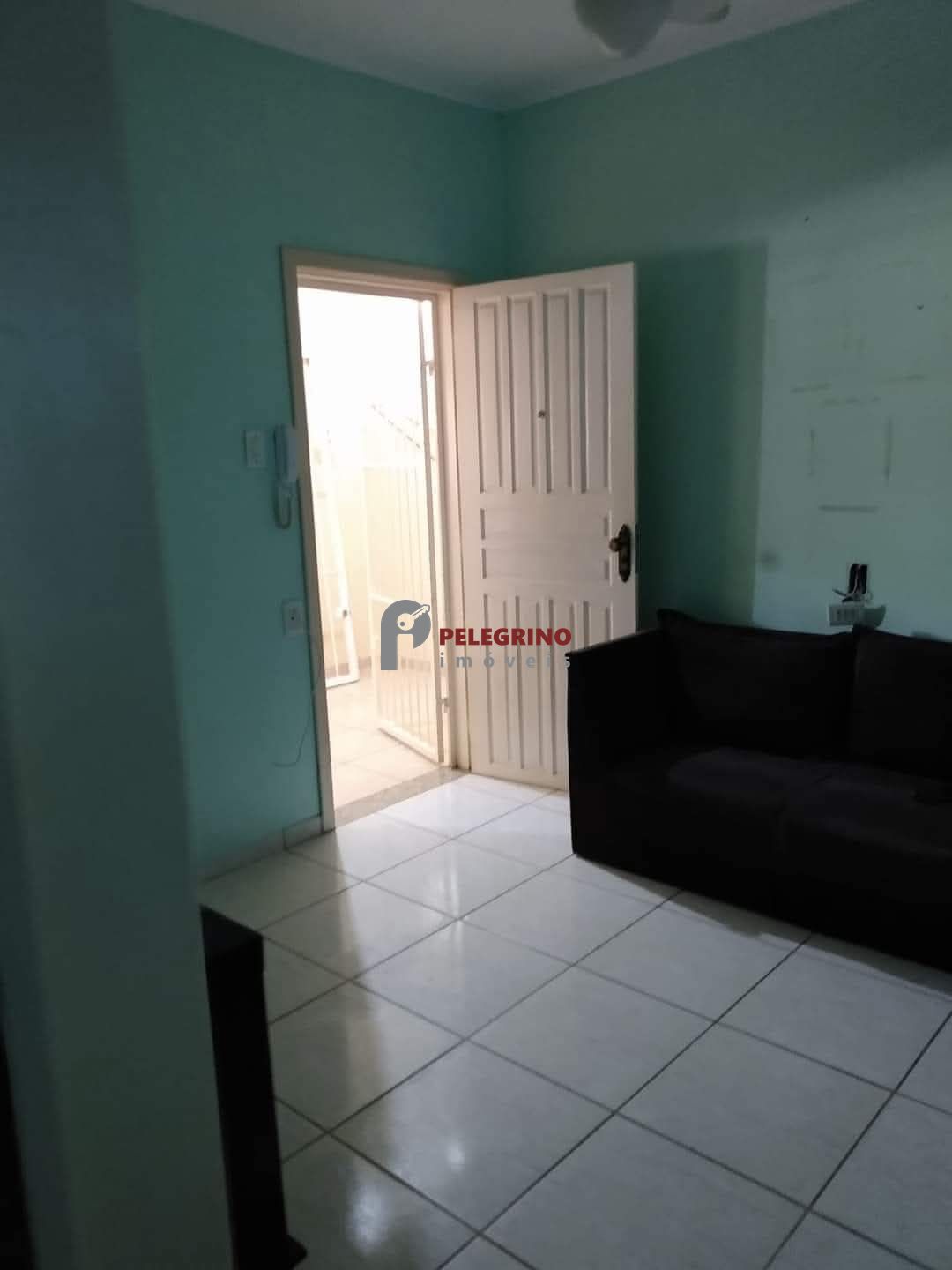 Pelegrino imóveis vende apartamento no centro de tapes