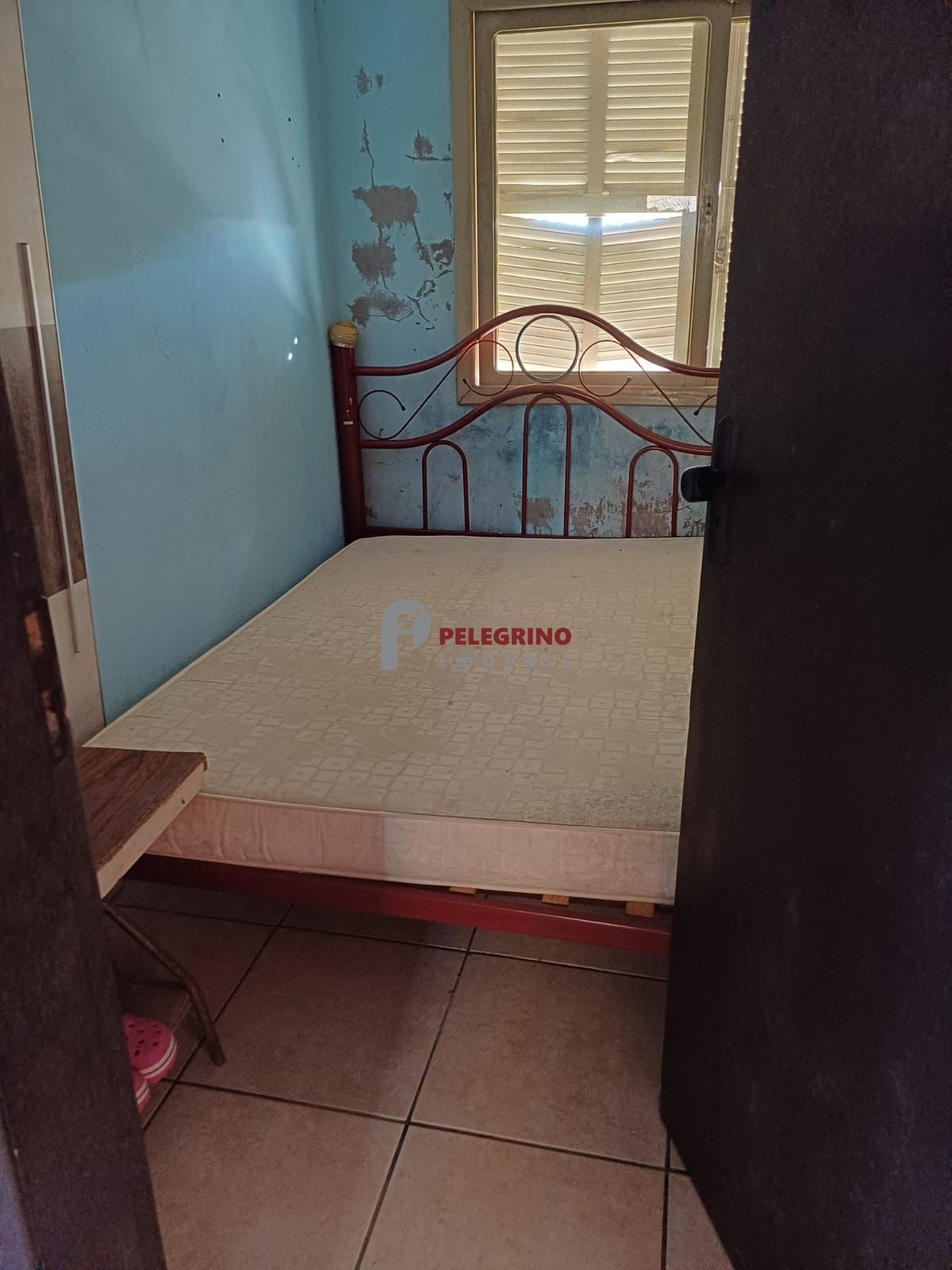 Pelegrino imóveis vende casa na esquina de tapes