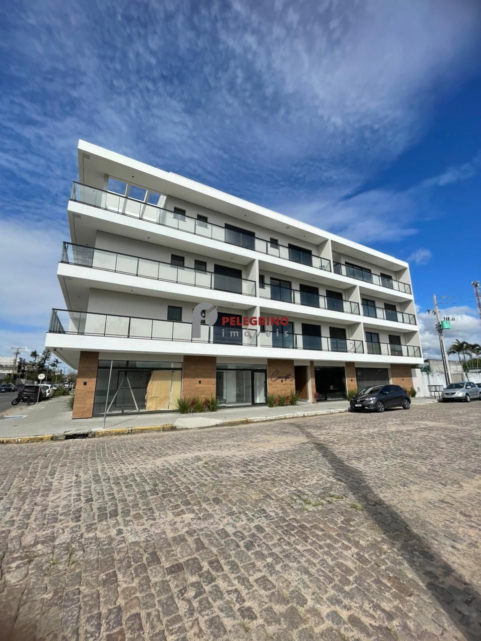 Pelegrino imóveis vende apartamento no centro de tapes