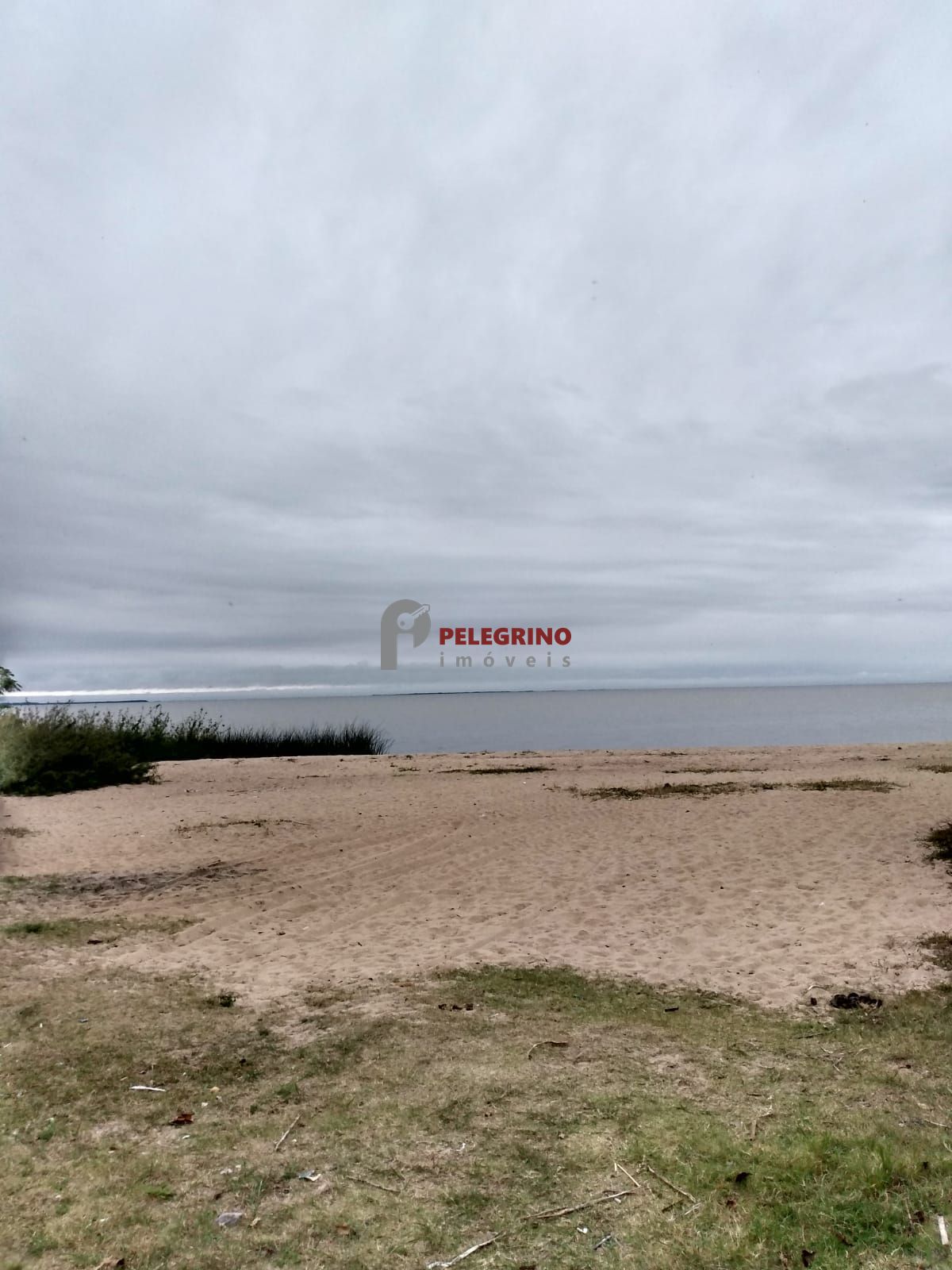 Pelegrino imóveis vende casa no balneário rebello