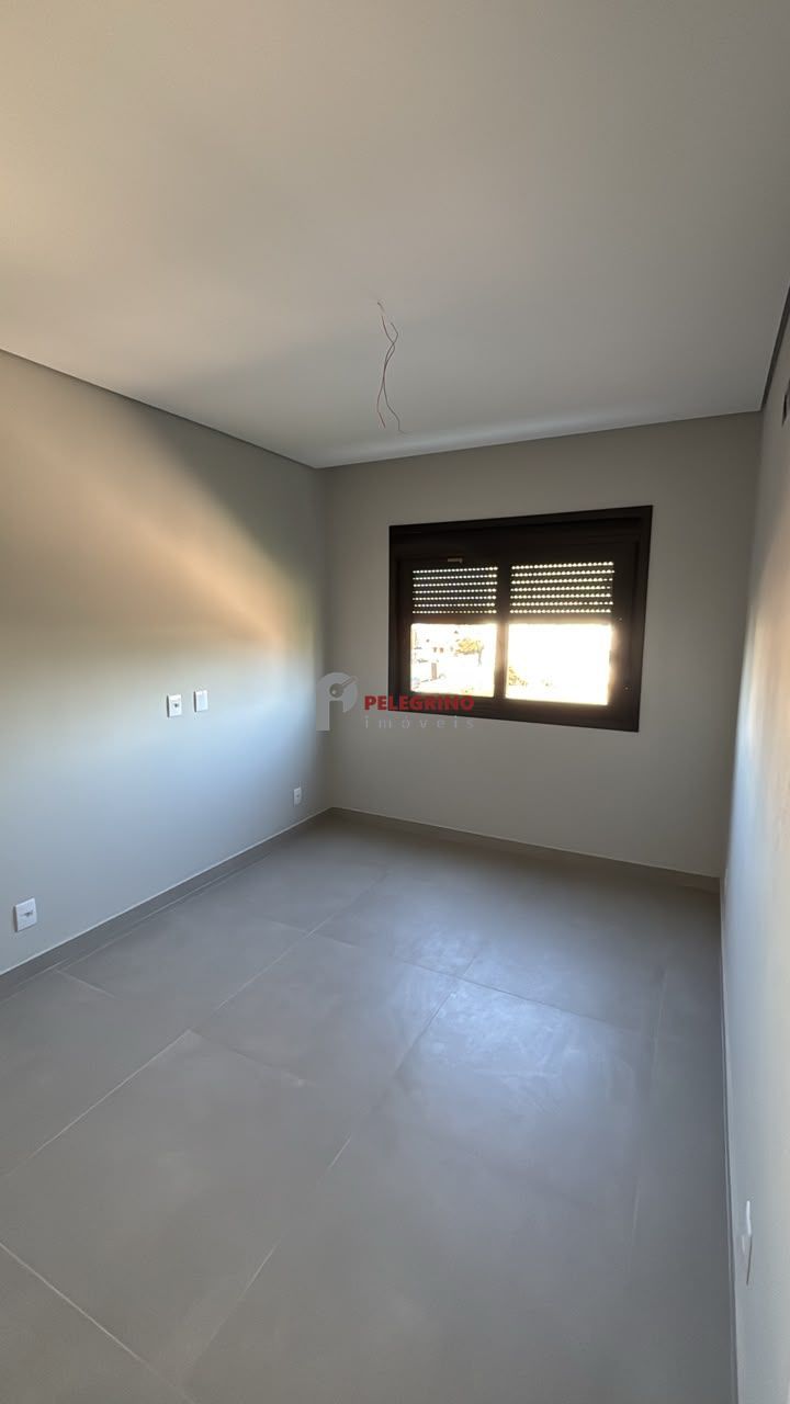 Pelegrino imóveis vende apartamento no centro de tapes