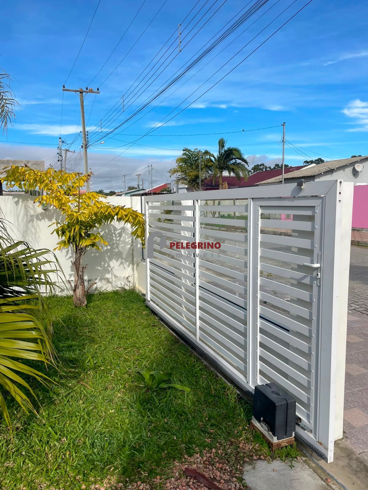 Pelegrino imóveis vende casa no bairro pontal em tapes
