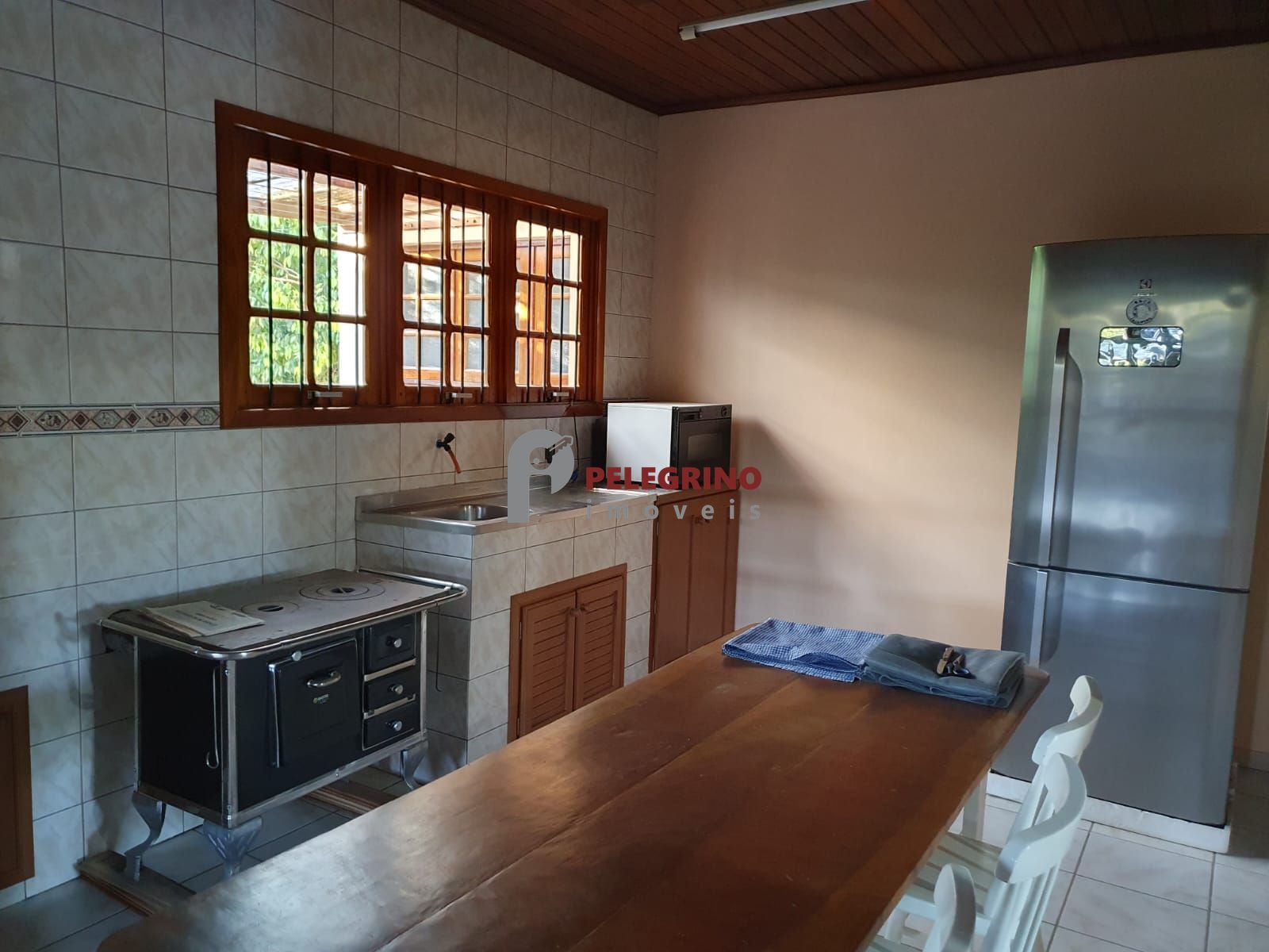 Pelegrino imóveis vende casa na pinvest em tapes