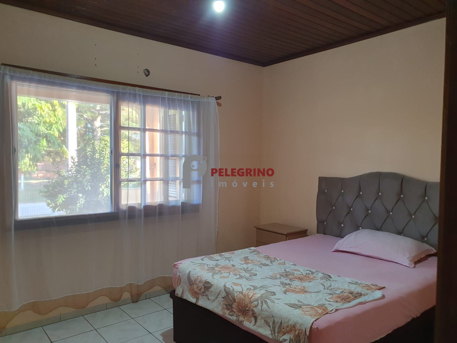 Pelegrino imóveis vende casa na pinvest em tapes