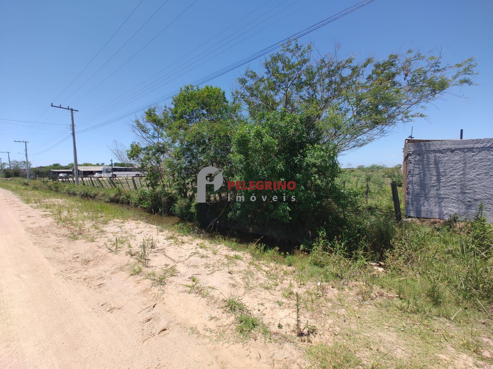 Pelegrino Imóveis vende sítio no Balneário Rebello em Tapes