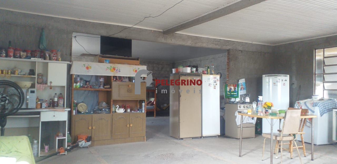 Pelegrino Imóveis vende casa com dois terrenos na General Osório