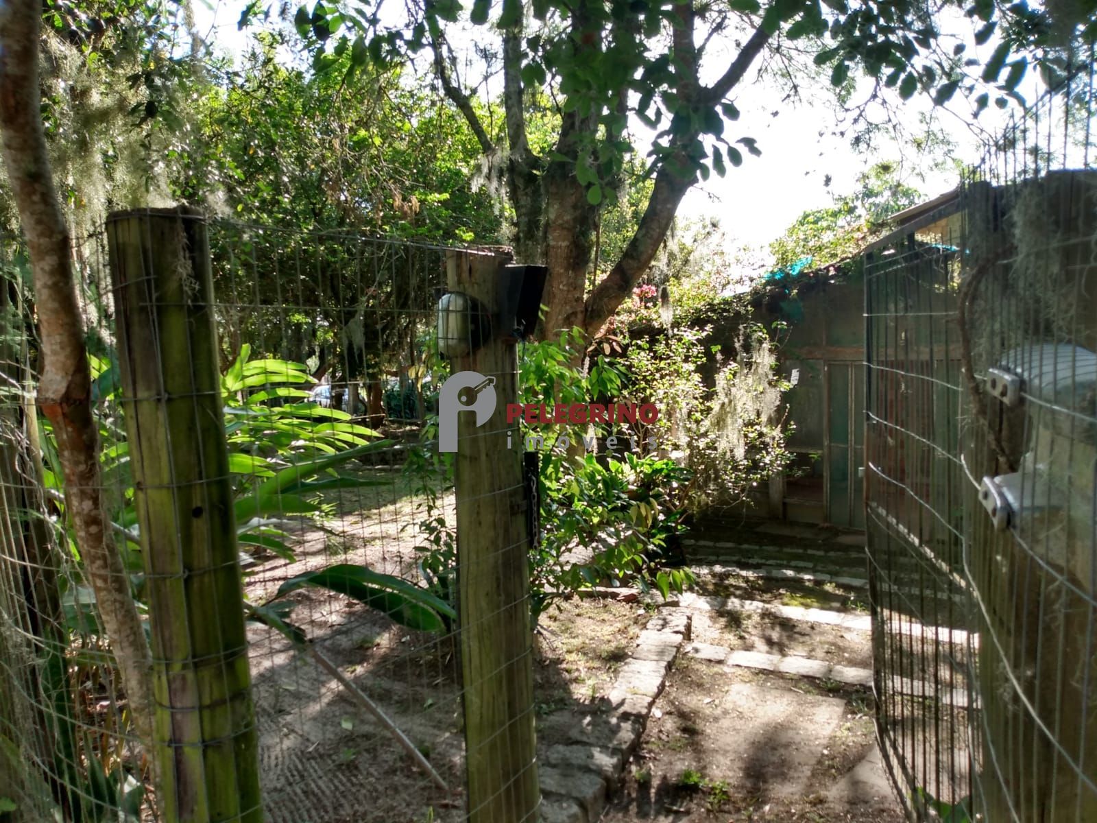 Pelegrino Imóveis vende casa no Balneário Rebello