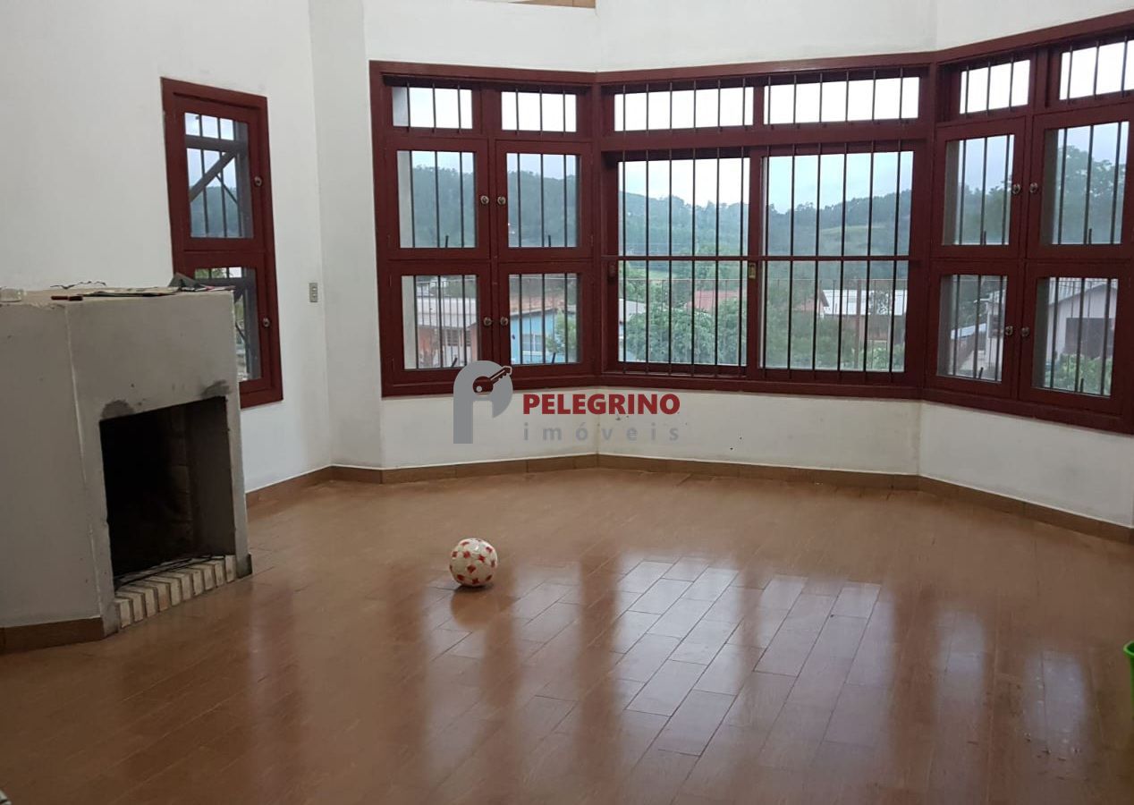 Vende casa em barão do triunfo