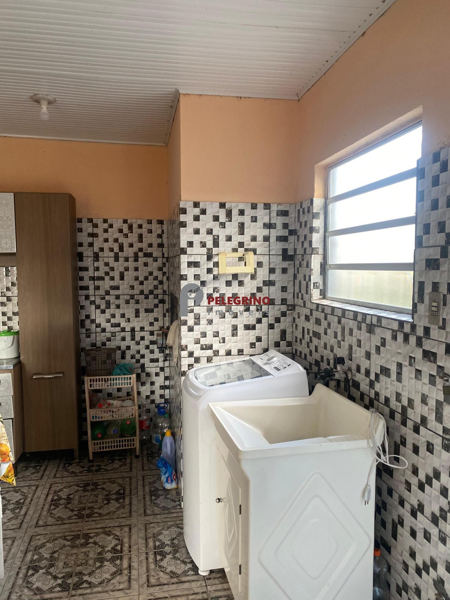 Pelegrino Imóveis vende casa no Balneário Rebello em Tapes