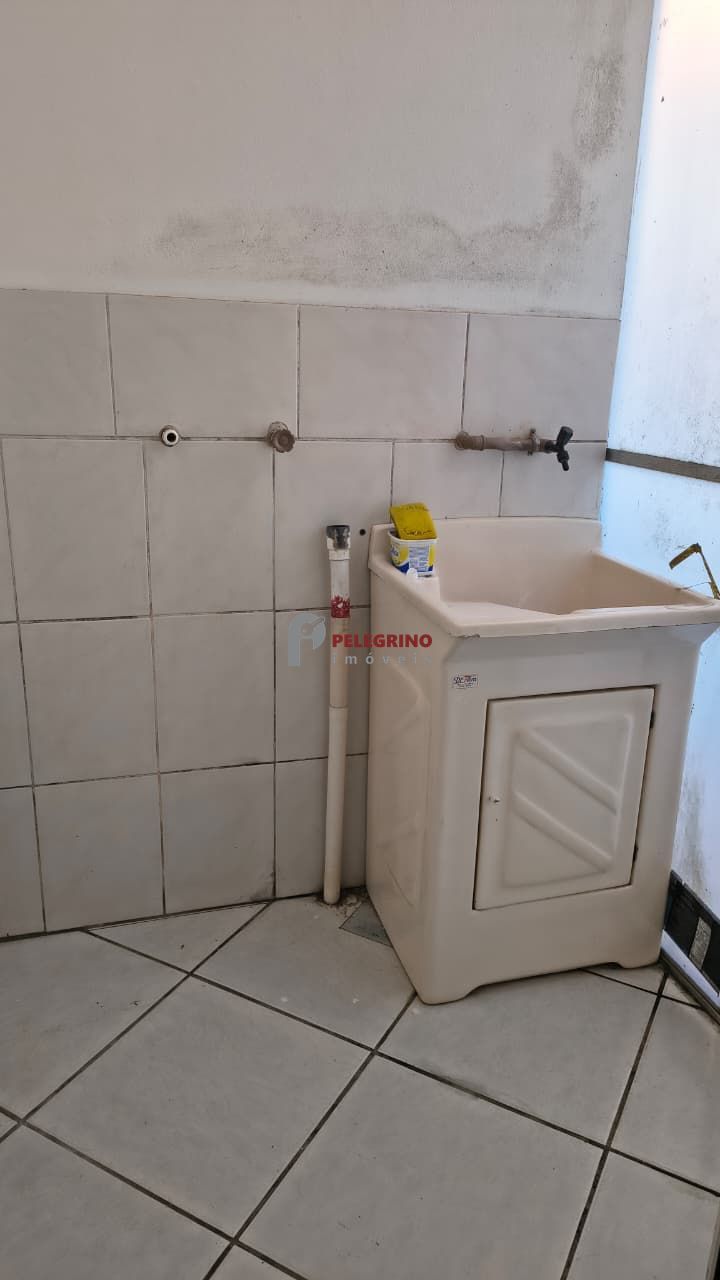 Pelegrino imóveis aluga apartamento no centro de tapes