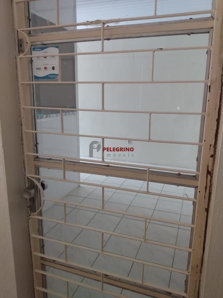 Pelegrino imóveis aluga sala comercial no centro de tapes