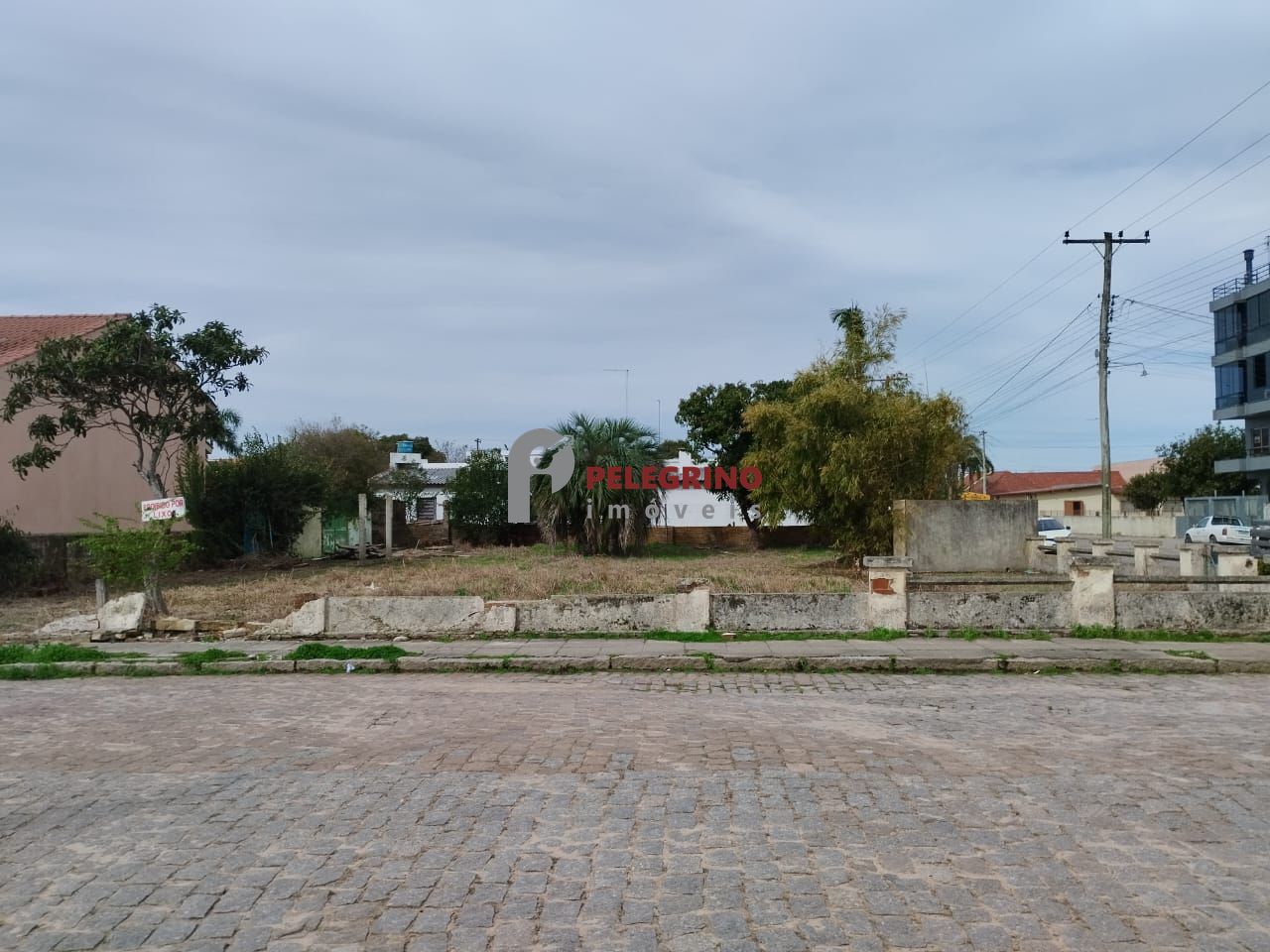Pelegrino Imóveis vende terreno no centro de Tapes