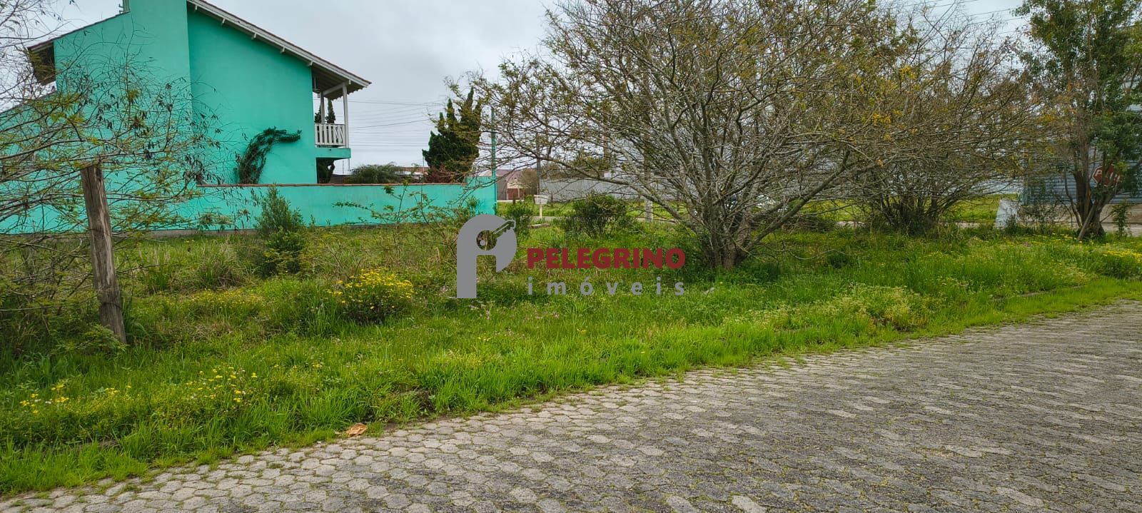 Pelegrino Imóveis vende terreno no bairro Pontal em Tapes