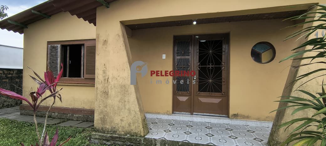 Pelegrino Imóveis vende casa no centro de Tapes - foto 2