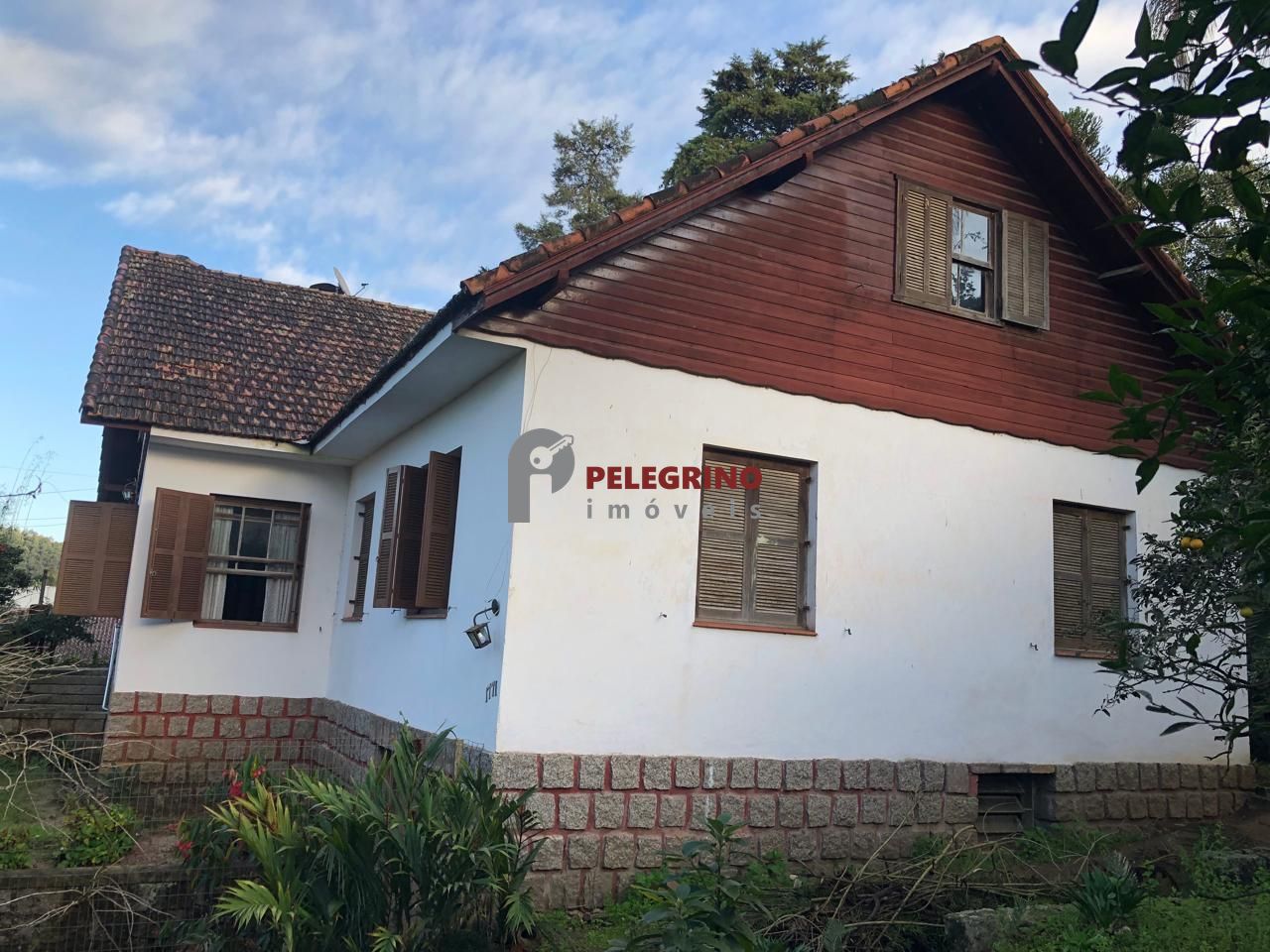 Pelegrino imóveis vende casa em sertão santana