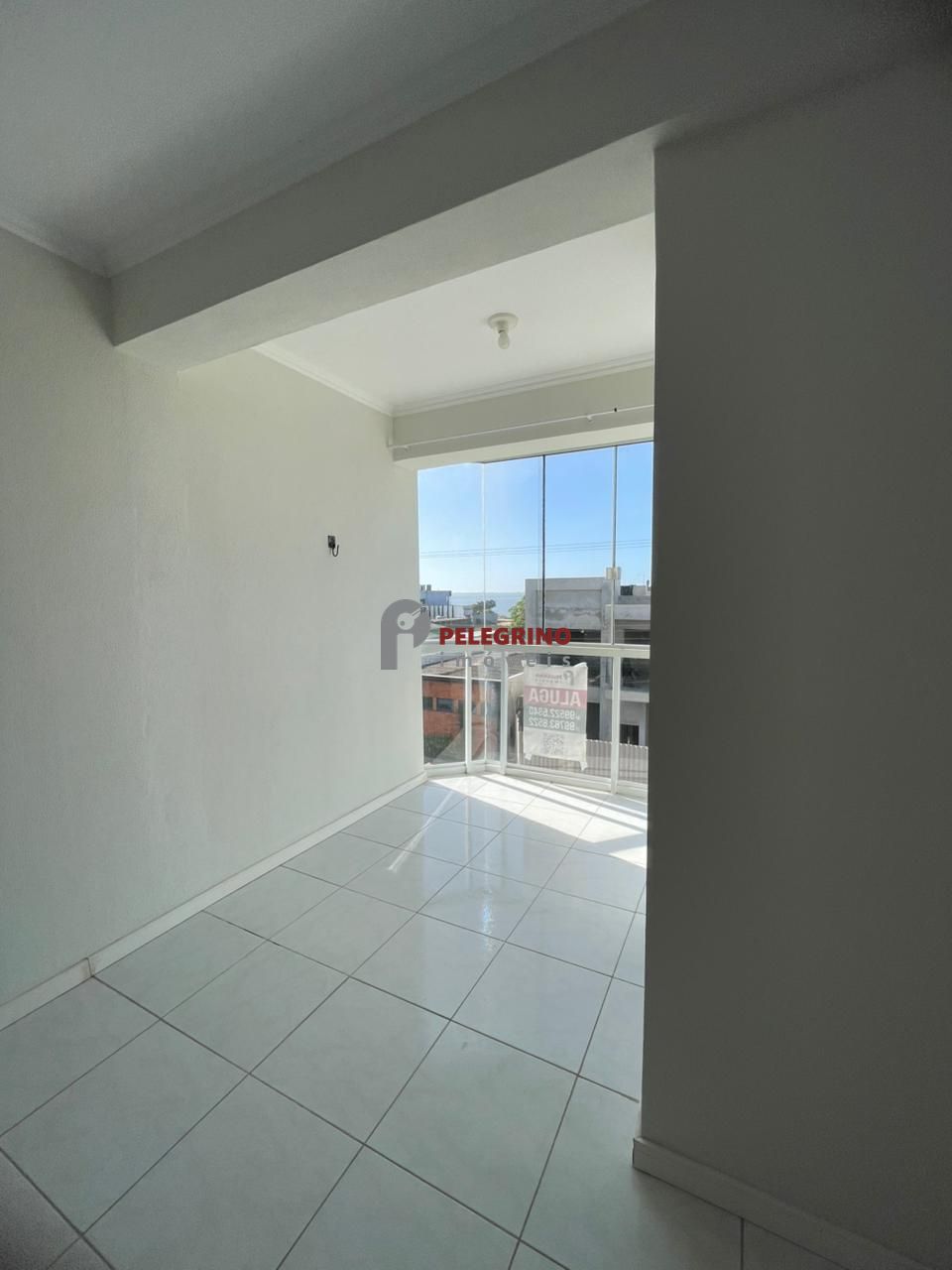 Pelegrino imóveis aluga ótimo apartamento no centro