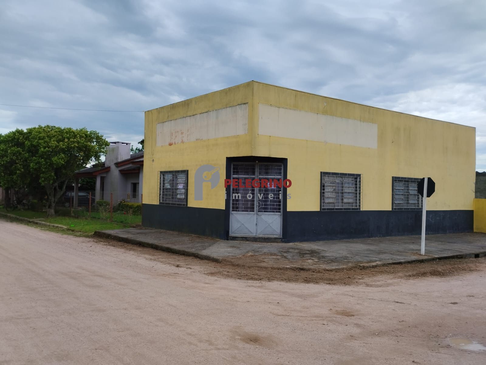 Pelegrino Imóveis vende casa no Balneário Rebello
