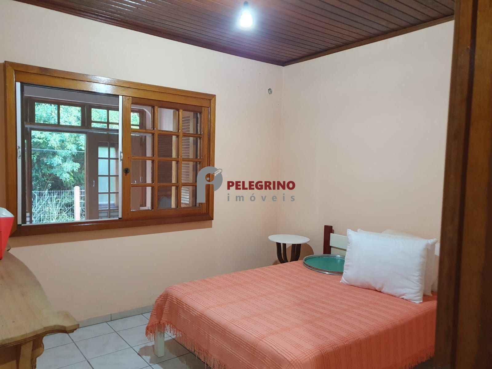 Pelegrino imóveis vende casa na pinvest em tapes