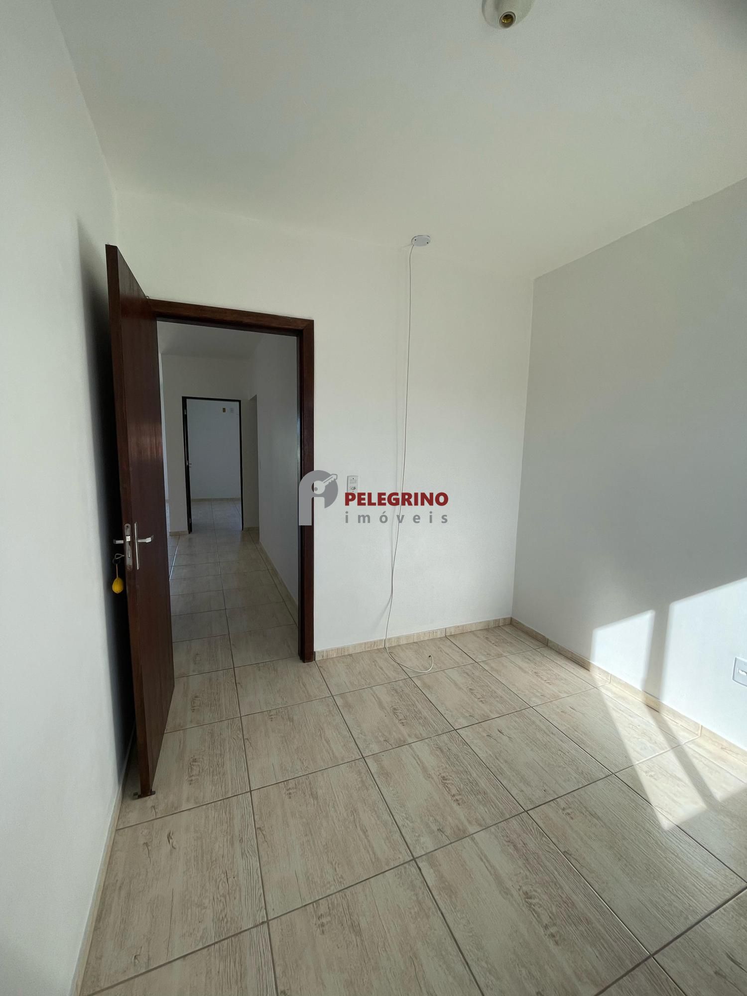 Pelegrino imóveis aluga apartamento no centro de tapes