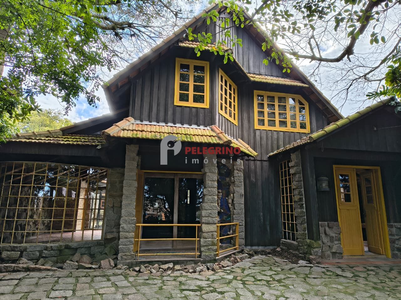 Pelegrino Imóveis vende casa no centro de Tapes