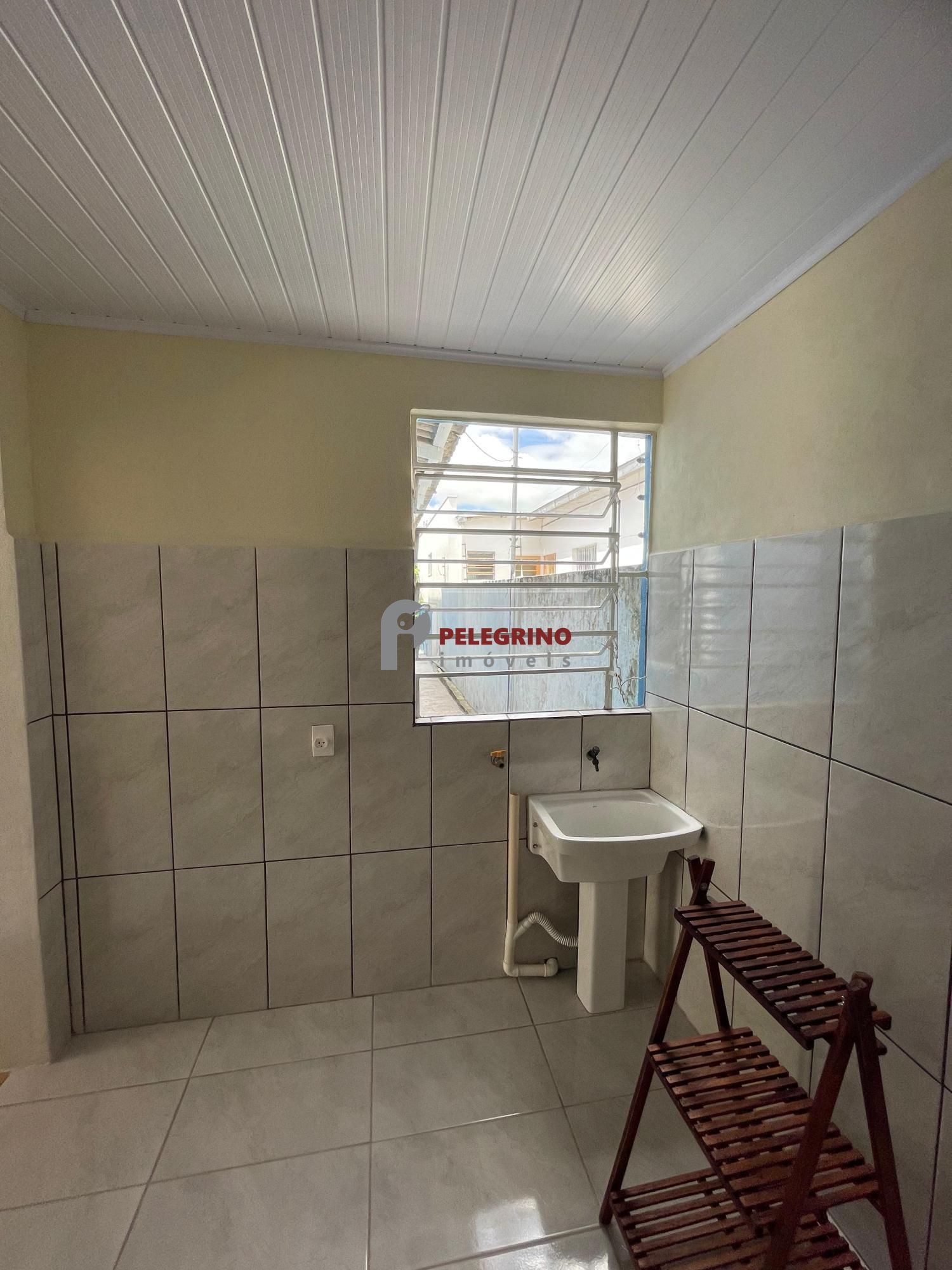 Pelegrino Imoveis vende casa no centro de Tapes