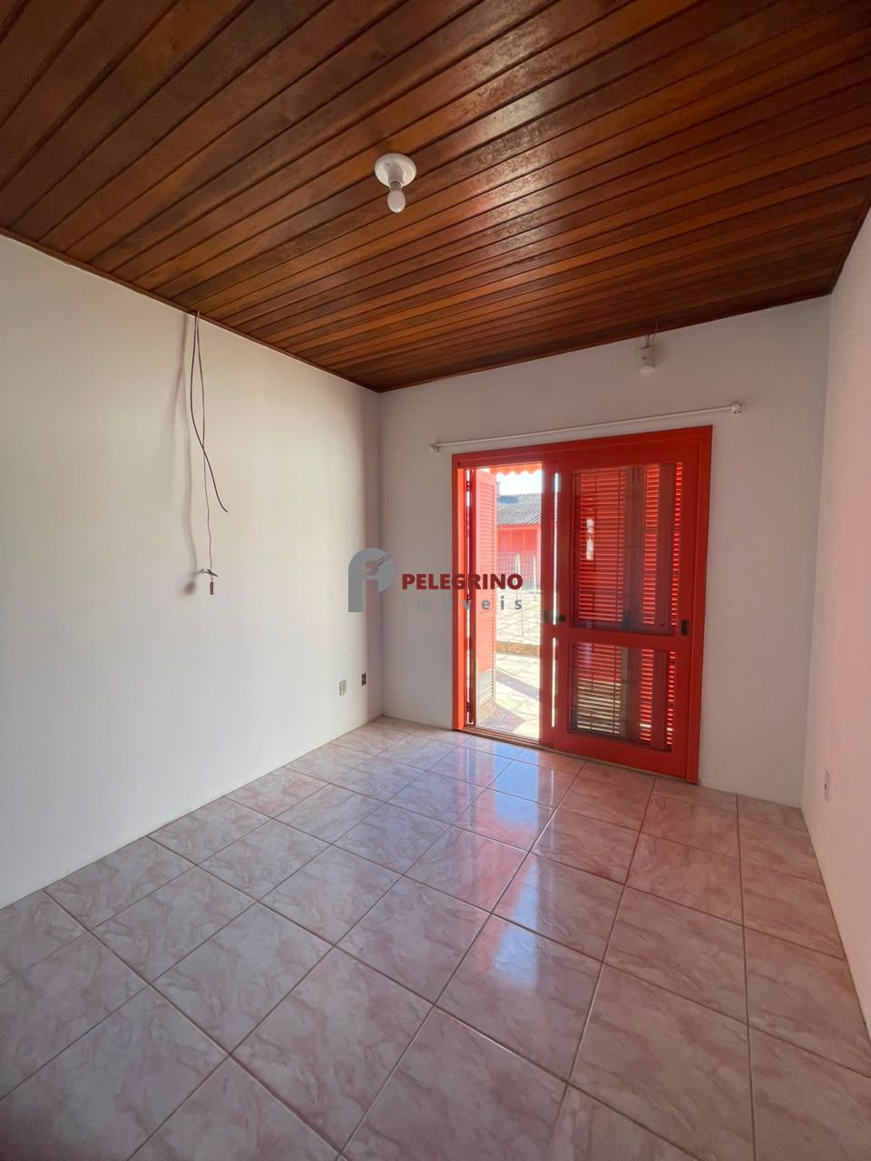 Pelegrino Imóveis vende casa no Balneário Rebello em Tapes