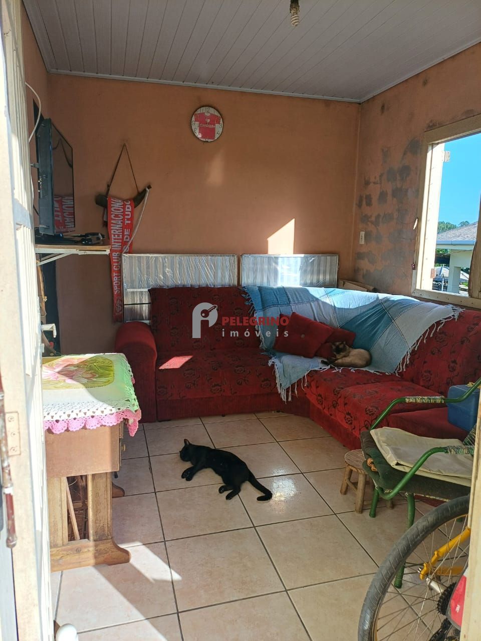 Pelegrino imóveis vende casa na esquina de tapes