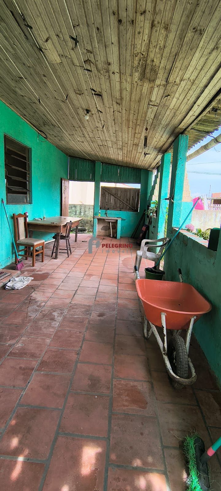 Pelegrino imóveis vende casa no centro de tapes
