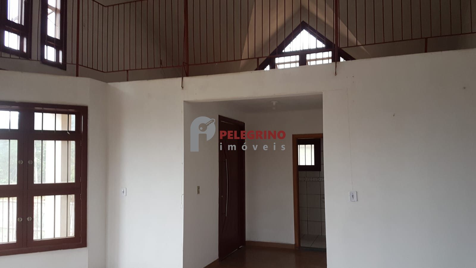 Vende casa em barão do triunfo