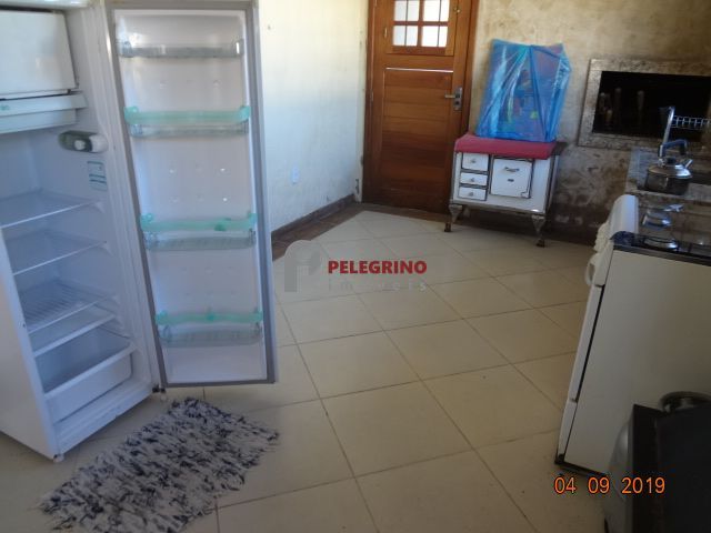 Pelegrino imóveis vende cabana no centro em tapes