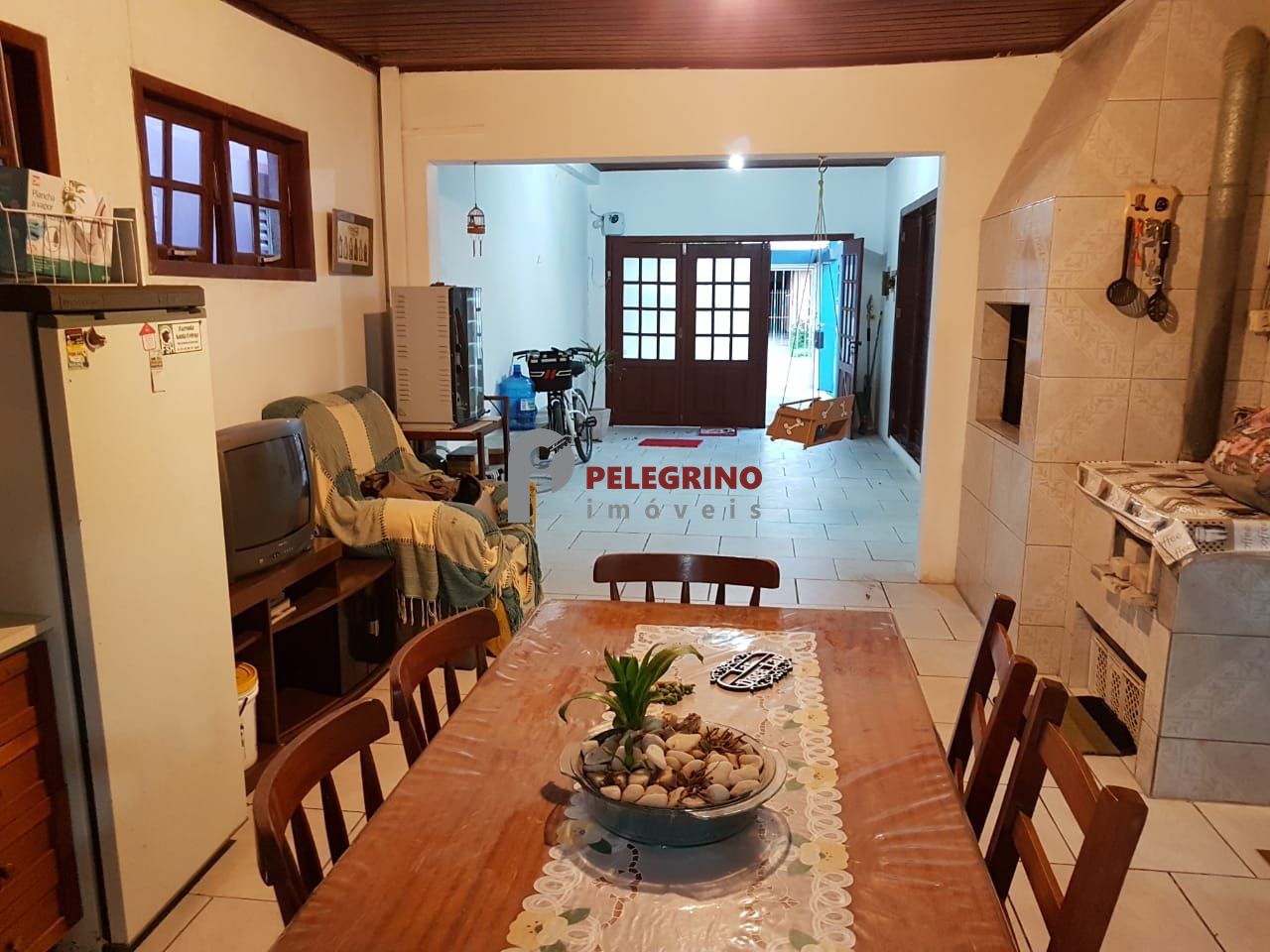Pelegrino Imóveis vende ótima residência no Centro de Tapes