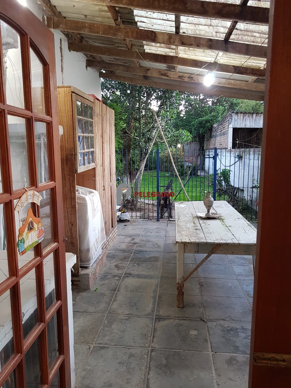 Pelegrino Imóveis vende ótima residência no Centro de Tapes
