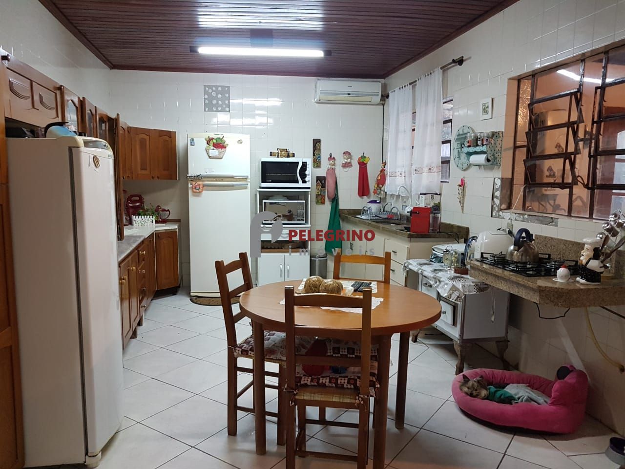 Pelegrino Imóveis vende ótima residência no Centro de Tapes