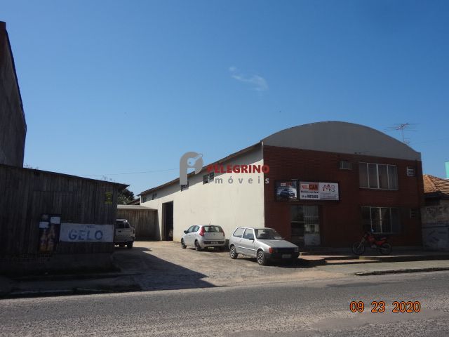 Prédio comercial na avenida assis brasil com 466 m² com câma
