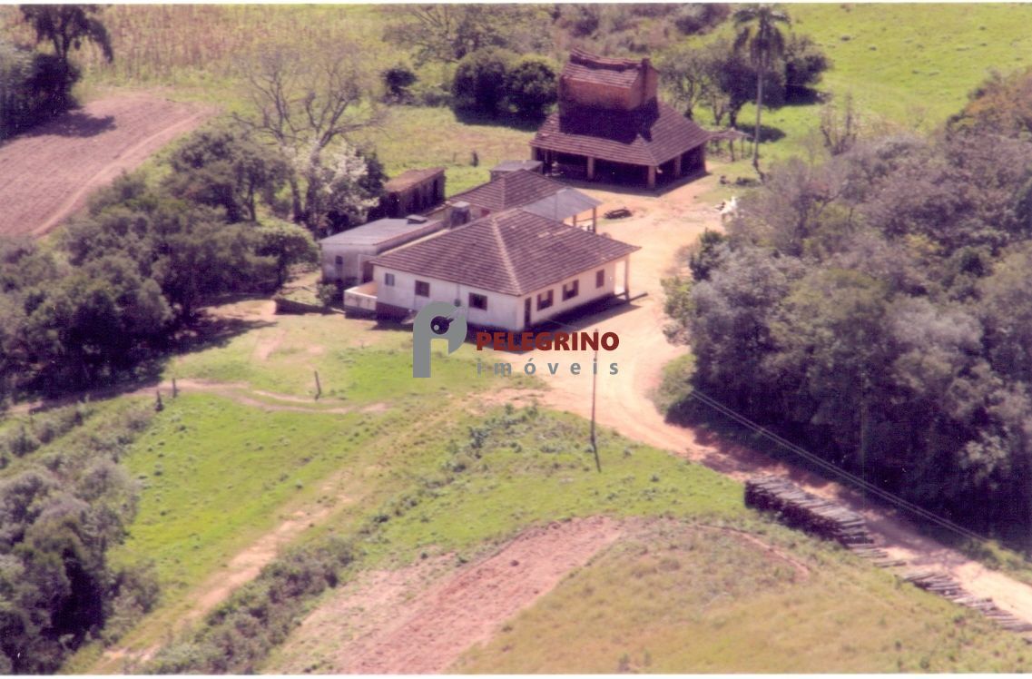 Vende sítio de 90,5948 hectares a 6km do centro de cerro gra