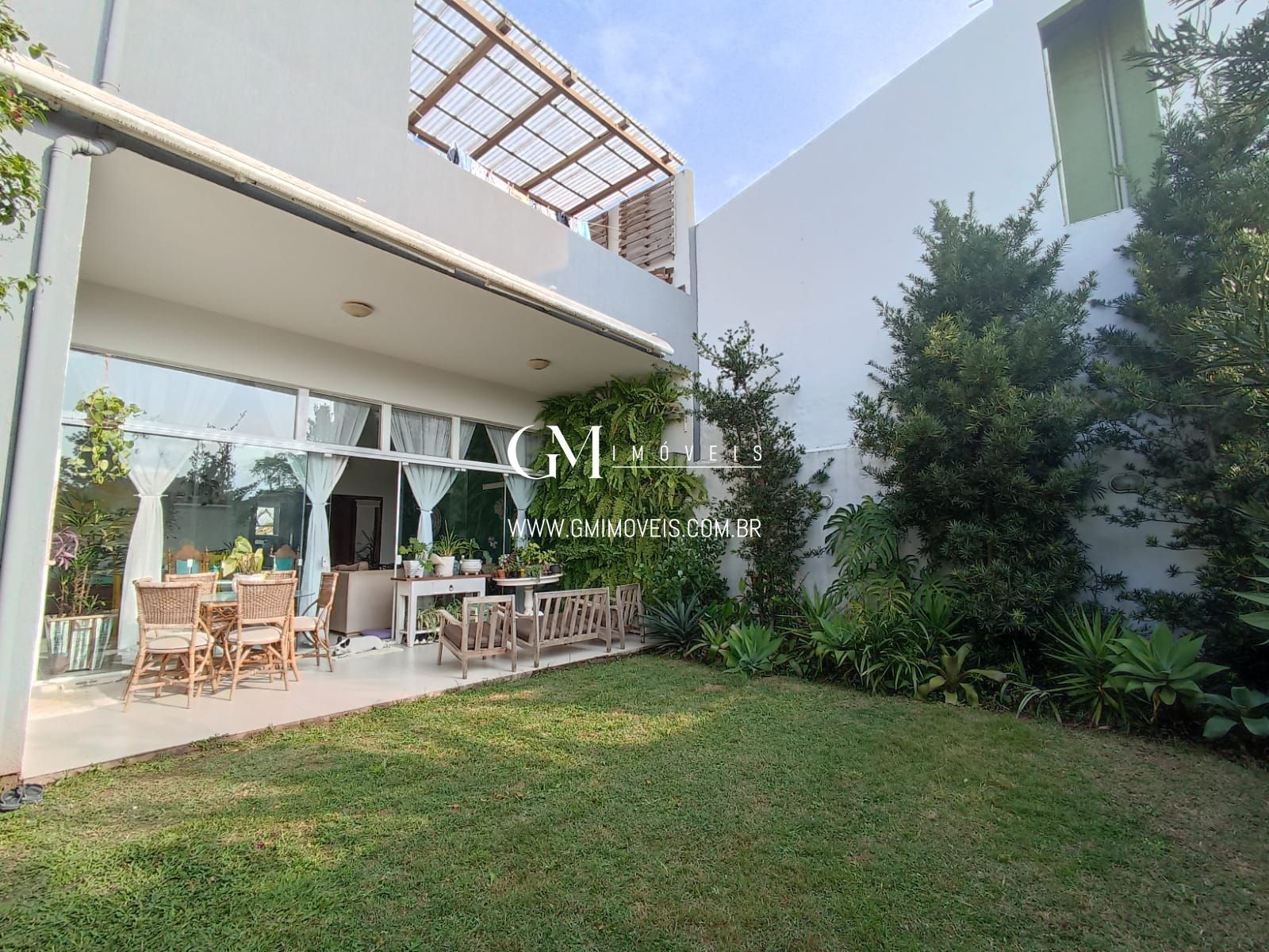 Casa, 5 quartos, 264 m² - Foto 2