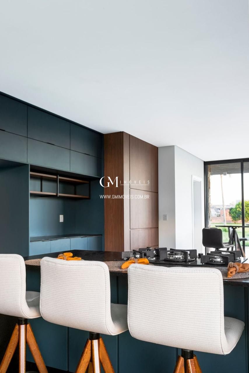 Casa à venda com 3 quartos, 218m² - Foto 18