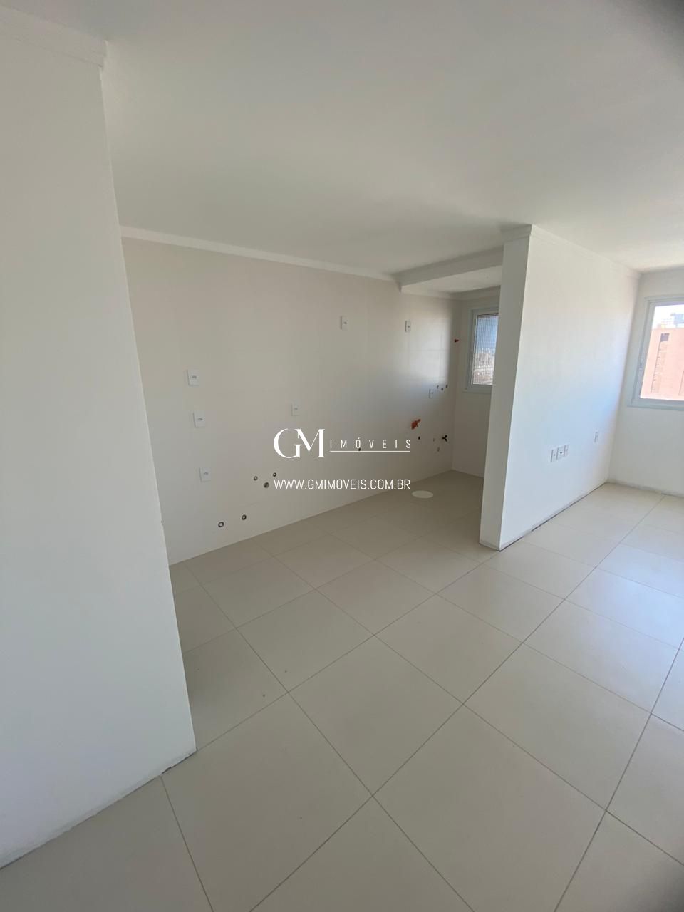 Apartamento à venda com 2 quartos, 75m² - Foto 9