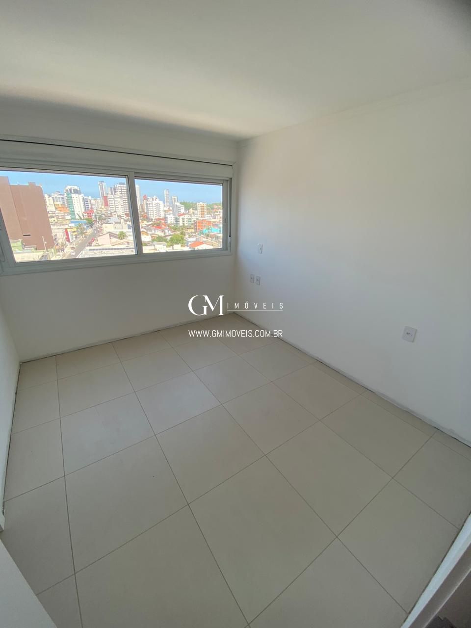 Apartamento à venda com 2 quartos, 75m² - Foto 13