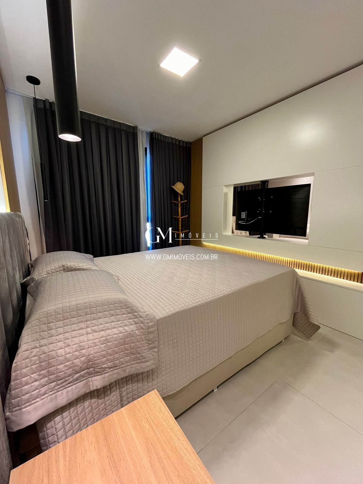 Apartamento à venda com 1 quarto, 53m² - Foto 15