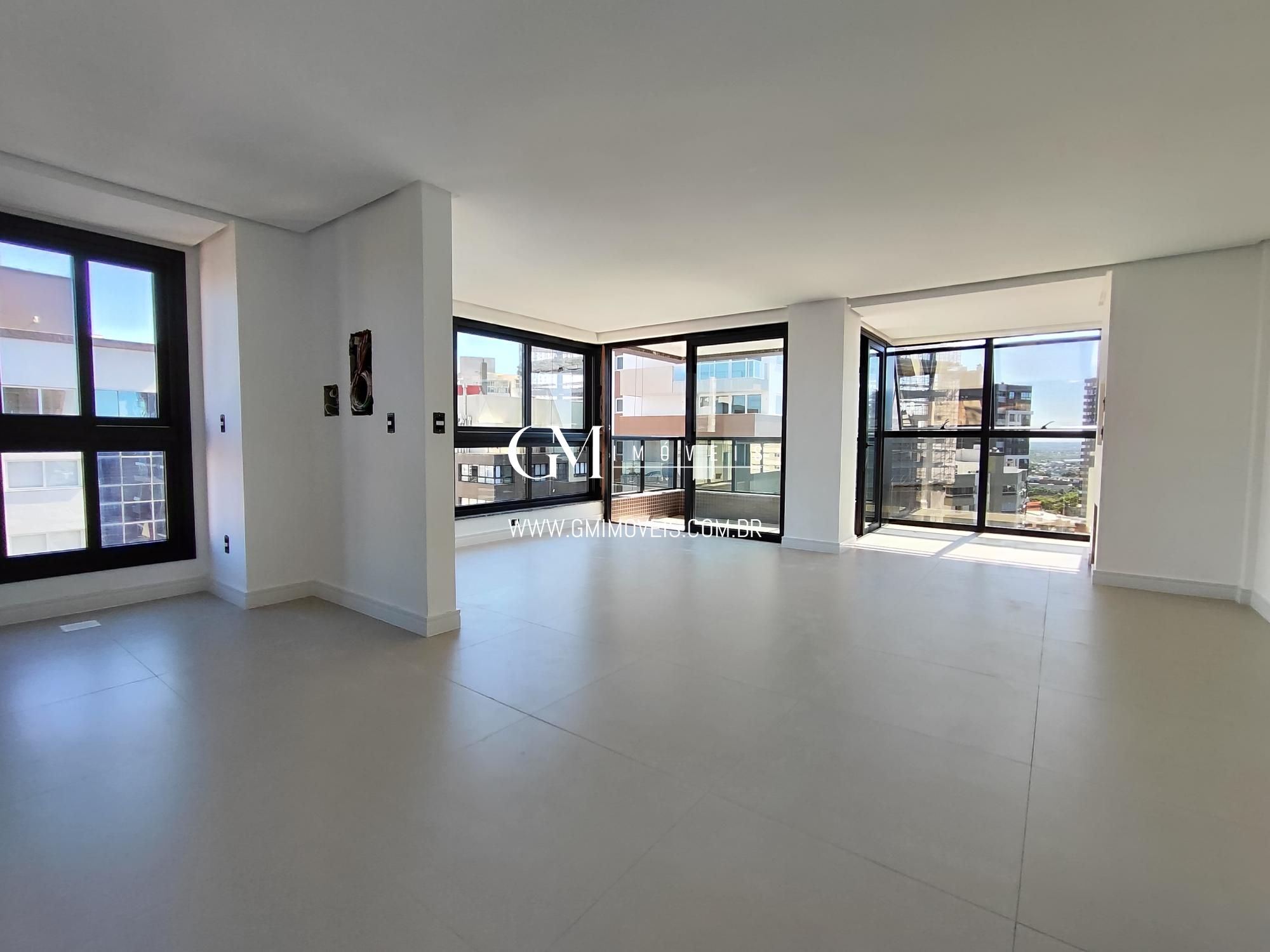 Apartamento à venda com 3 quartos, 117m² - Foto 3