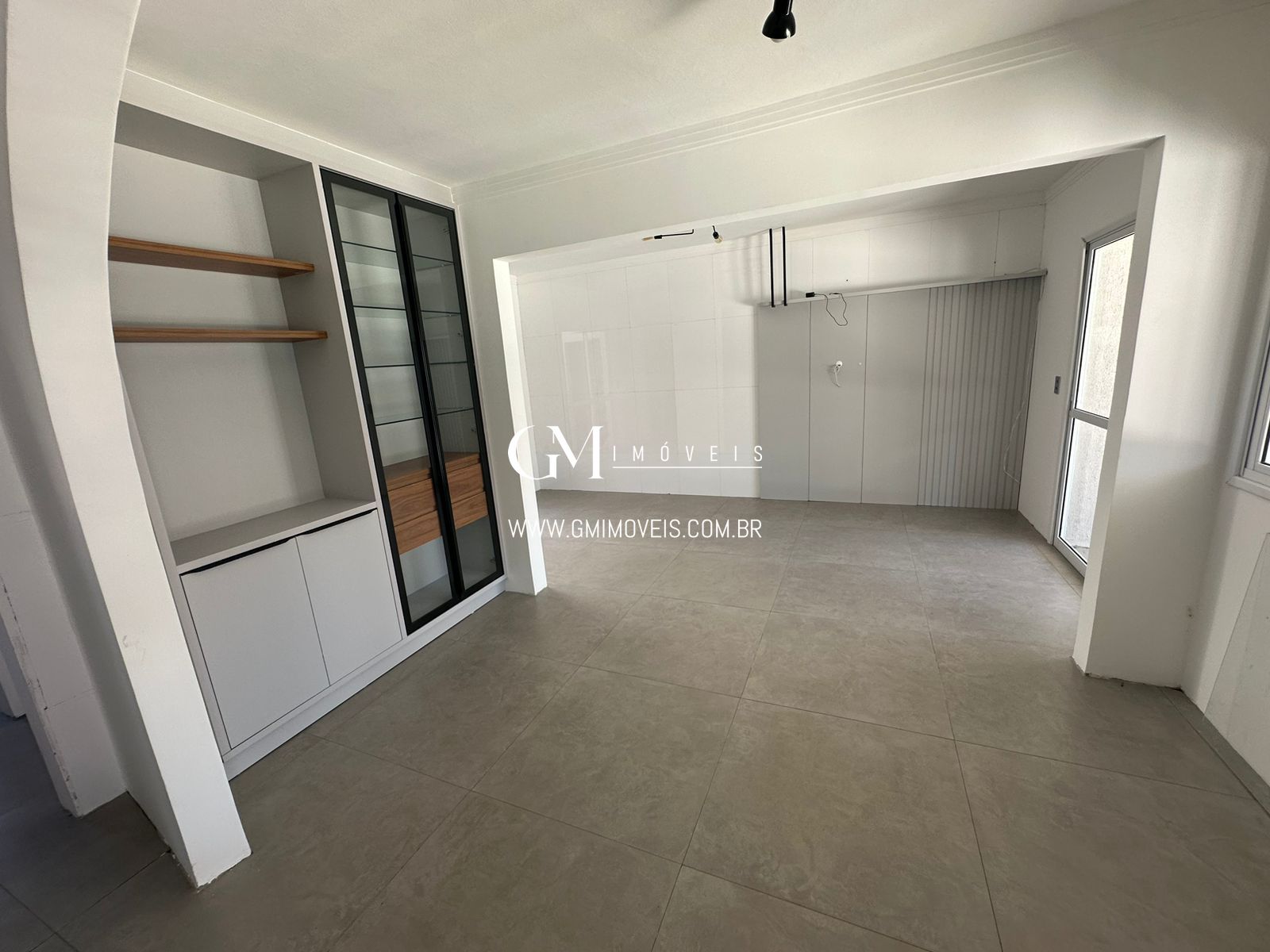 Casa à venda com 5 quartos, 350m² - Foto 33